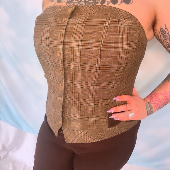 Plus size plaid corset top - Picture 2 of 5